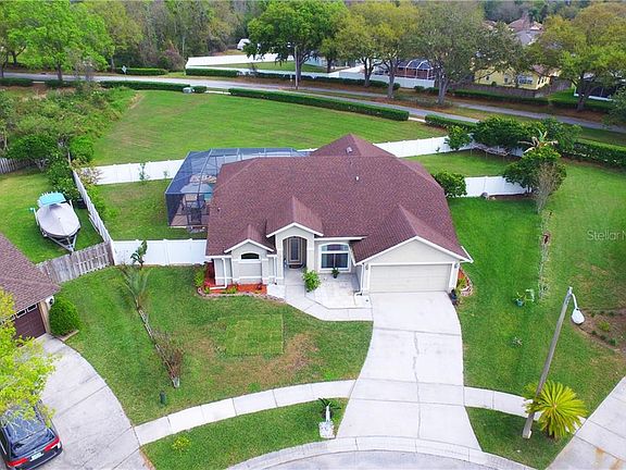 2nd image of 28811 Creekwood Dr