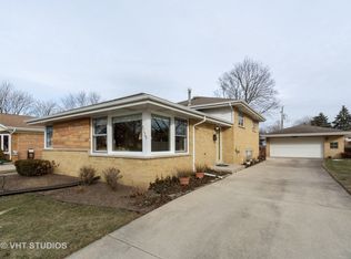 5125 Wolfe Dr, Oak Lawn, IL 60453