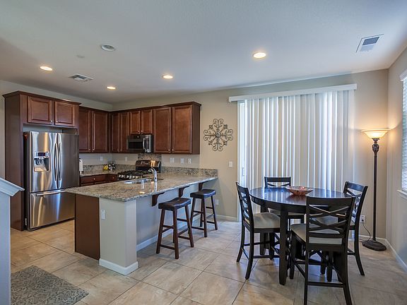 2nd image of 3081 Village Center Dr