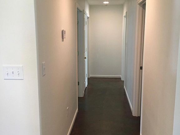 3rd image of 2628 Mary St