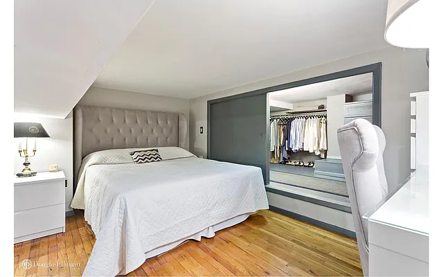 Sold by Douglas Elliman | media 3