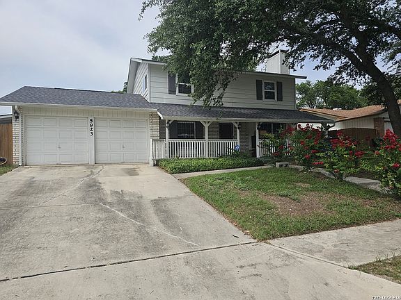 3rd image of 5923 CLEARBROOK DR