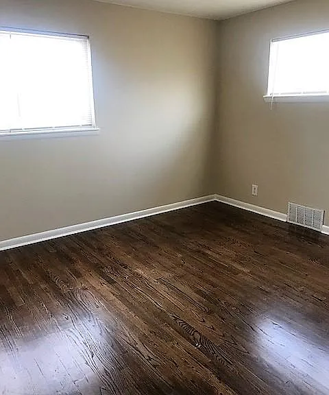 10903 Lowry Pl — Photo 5