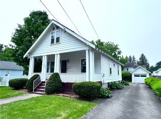 2816 Ferndale Pl, Utica, NY 13501