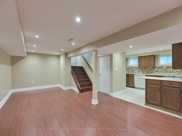 30 Shaunavon Heights Cres — Photo 21