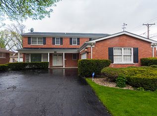 8342 Kilbourn Ave, Skokie, IL