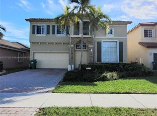 8850 SW 223rd Ter, Cutler Bay, FL 33190