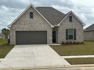 108 Jubilation St, Youngsville, LA 70592