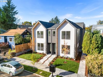1861 SE Tacoma St #1, Portland, OR, 97202