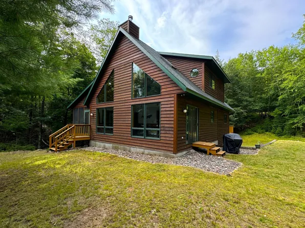 9020 S Burnham Lake Rd, Harshaw, WI 54529