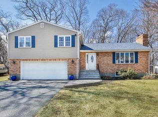 11 Plaza Ave, Stoneham, MA 02180