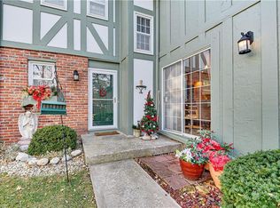 7254 Mastin St, Merriam, KS 66203