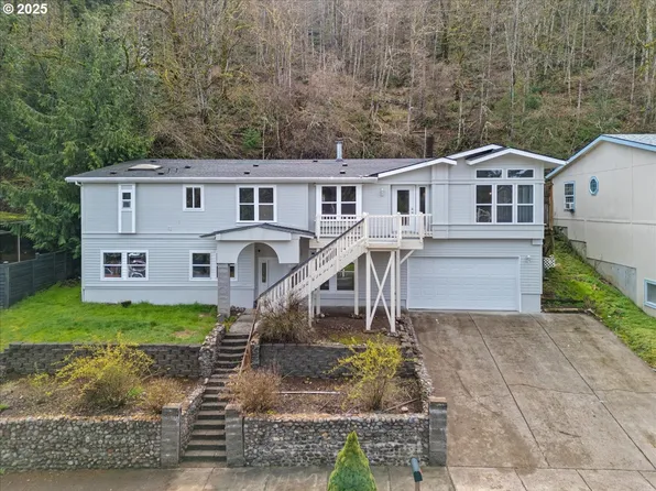 15224 SE Gladstone St, Portland, OR 97236