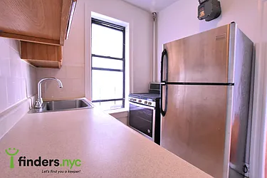 Rented by Clove Realty LLC