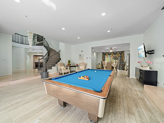 4th image of 1209 Midwickhill Dr