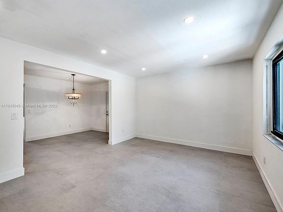 3rd image of 436 Madeira Ave #1