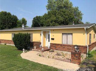 904 N Oak St, Eldon, MO 65026