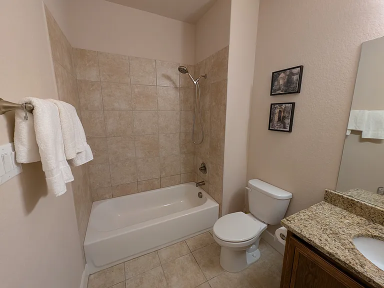 909 Crystal Brook Cv — Photo 15