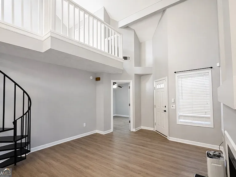 2644 Saint Charles Ln NW — Photo 4