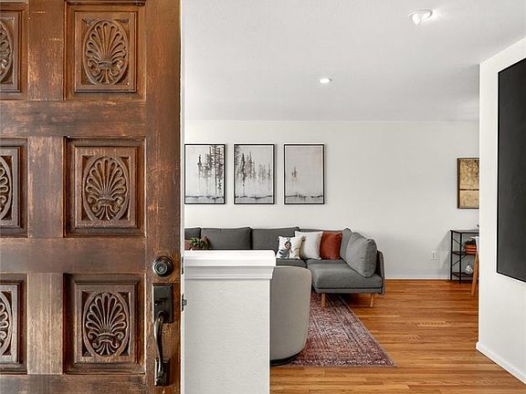 3rd image of 2365 Perry Street