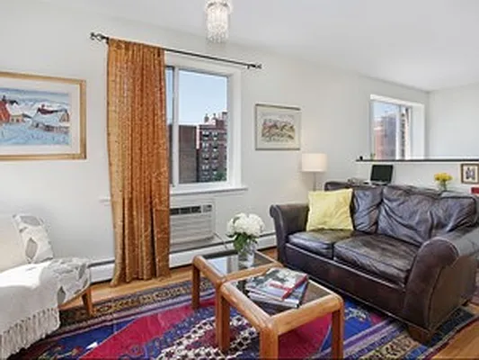 Rented by Corcoran | media 18