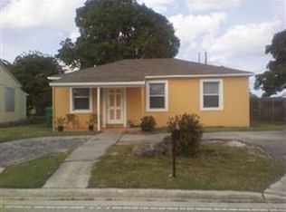 724 W 2nd St, Riviera Beach, FL 33404