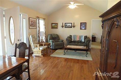 2nd image of 113 Wade Ct