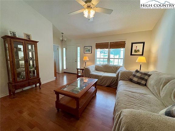 4th image of 109 Doe Run