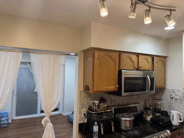 3850 Persimmon Cir — Photo 25