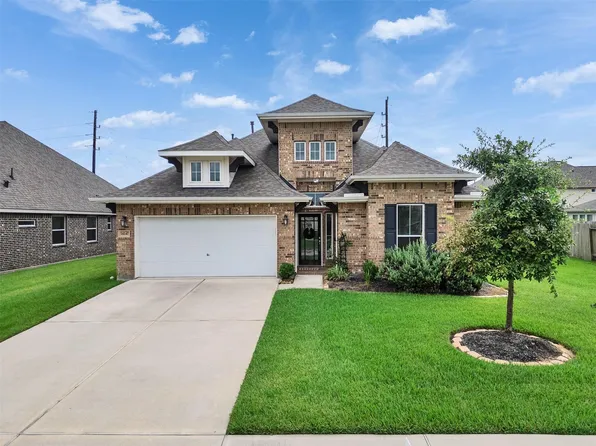 14247 Medina Dr, Baytown, TX 77523