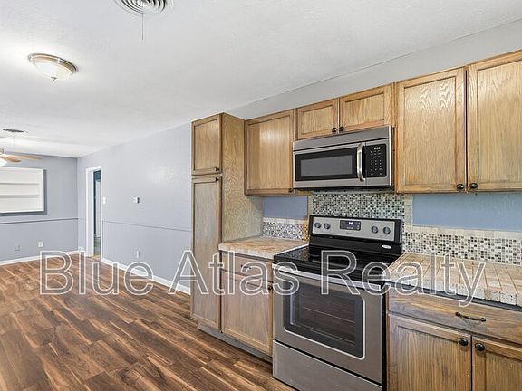 5th image of 6901 Greenlee St