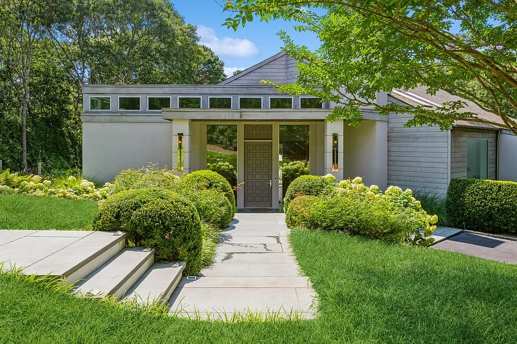 Luxury East Hampton Short Term Rental, Aug 15 -LD — Photo 2