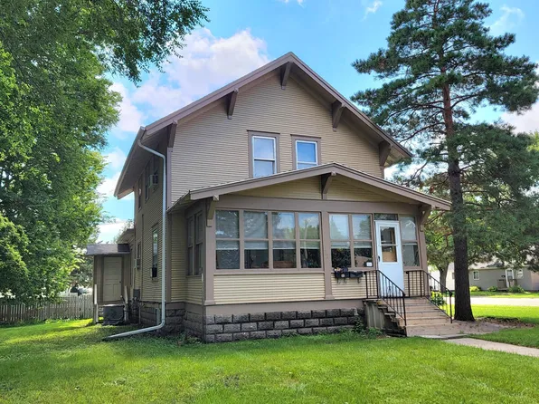1021 9th Ave SW, Aberdeen, SD 57401
