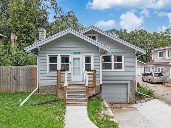 1700 30th St, Des Moines, IA 50310