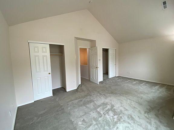 2nd bedroom with 2 large closets