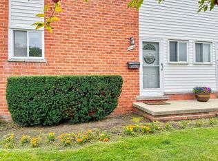 8742 Kaltz St, Center Line, MI