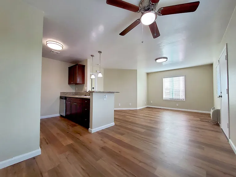 Cinnamon Woods Apartments — Photo 21