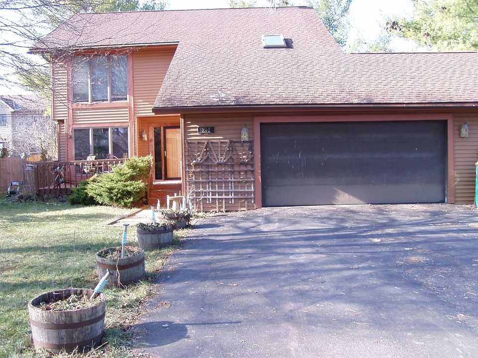 1st image of 214 S Clubview Dr