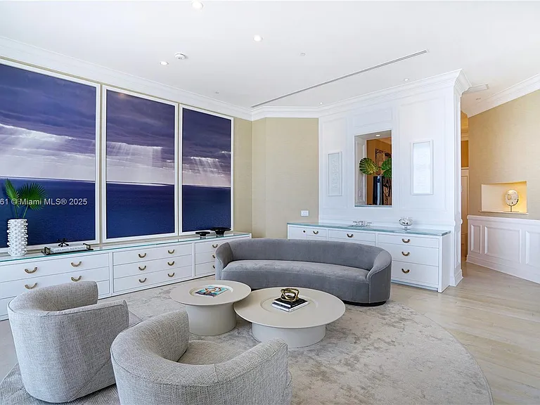 4401 Collins Ave #PH SOUTH — Photo 18