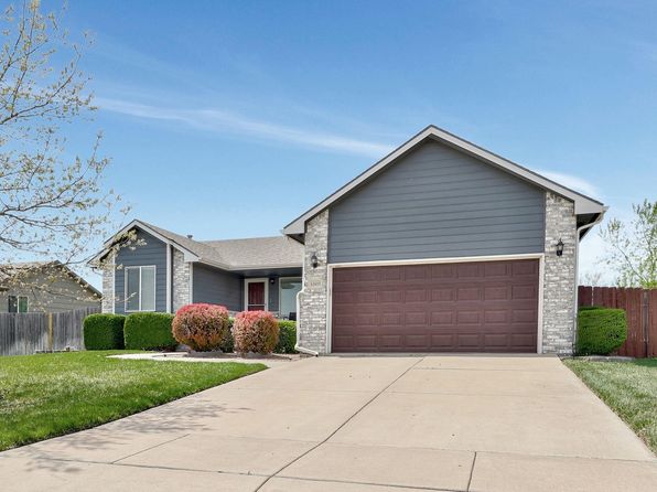 12033 W Grant Ct, Wichita, KS 67235