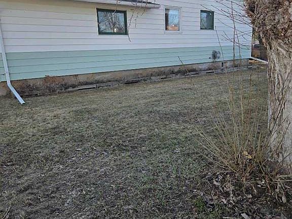 3rd image of 5221 W 49th St