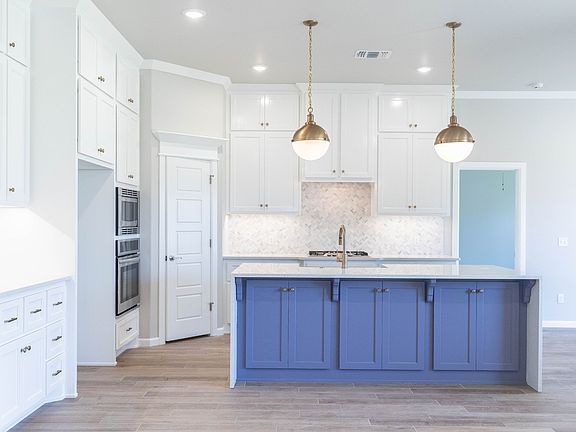 Homes by Taber Hazel Half Bath PLUS Floor Plan - 512 NW 199th St