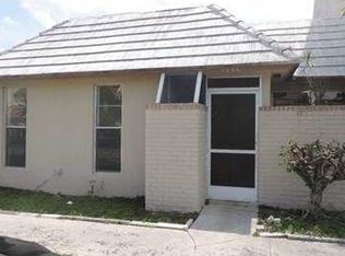 1356 Seaview Dr, Pompano Beach, FL 33068