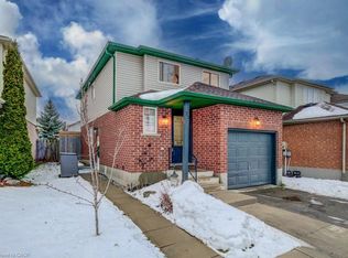 33 Orchid Cres, Kitchener, ON N2E 3N3