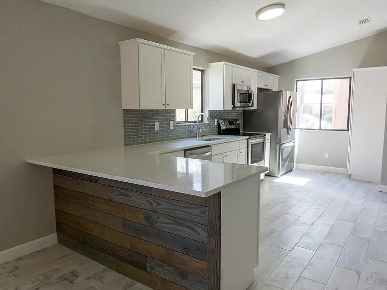 318 Timberline Trl — Photo 4