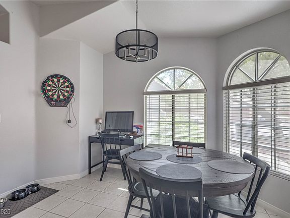 4th image of 808 Binbrook Dr