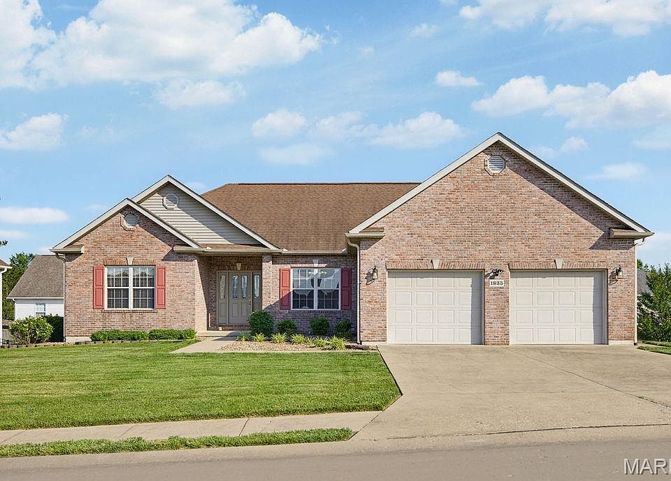 1st image of 1835 Evondale Dr