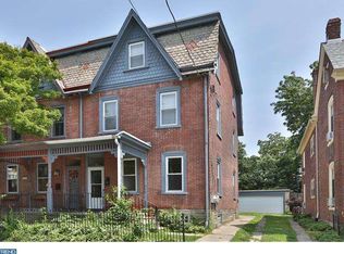 8123 Shawnee St, Philadelphia, PA 19118