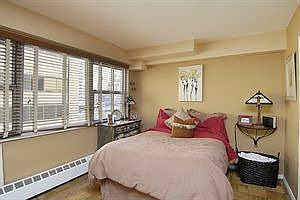 1st image of 153 E 57th St