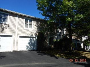 208 Carpenter Ln, Pittsburgh, PA 15212